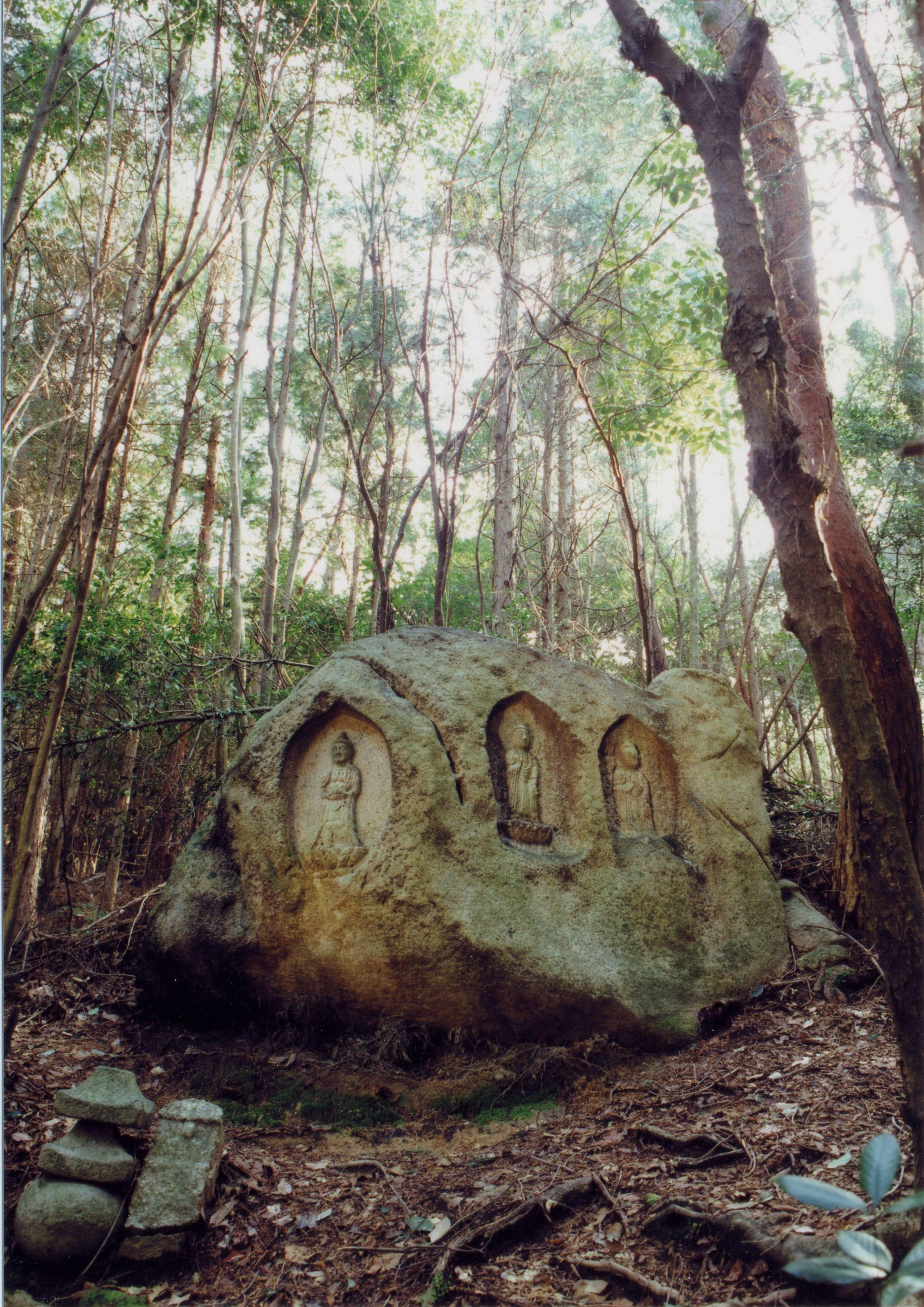 福林寺跡磨崖仏