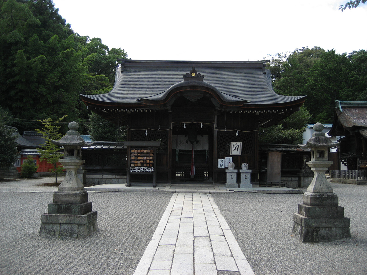 三尾神社（みおじんじゃ）
